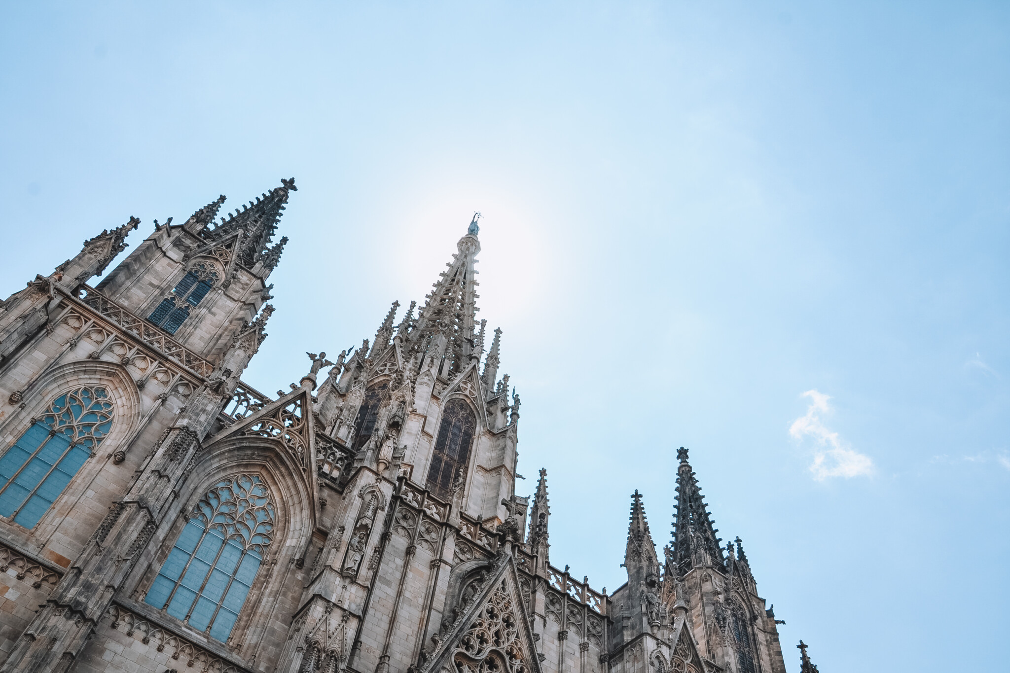 Die Kathedrale von Barcelona zählt zu den wichtigsten Sehenswürdigkeiten
