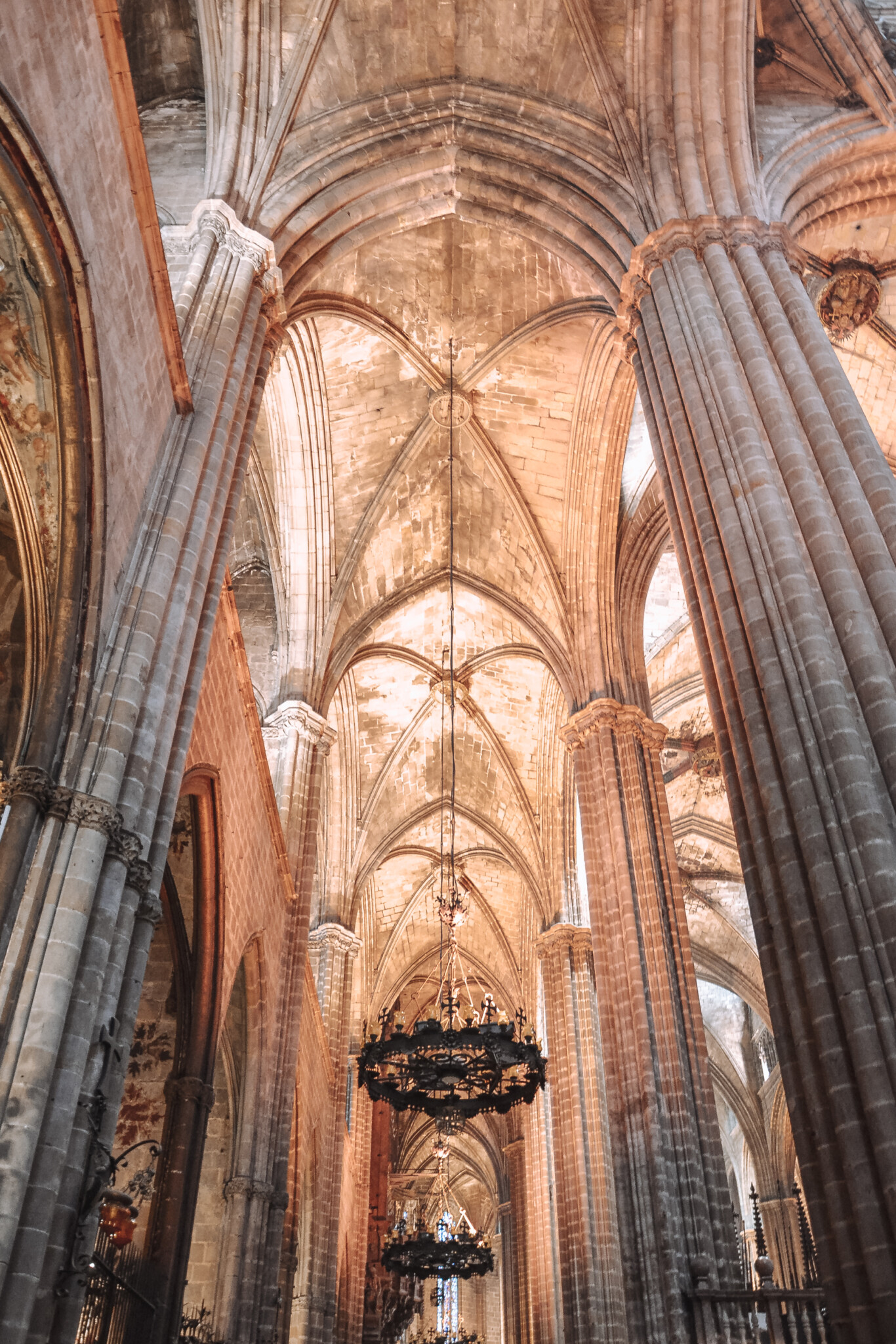 Die Decke der Kathedrale von Barcelona