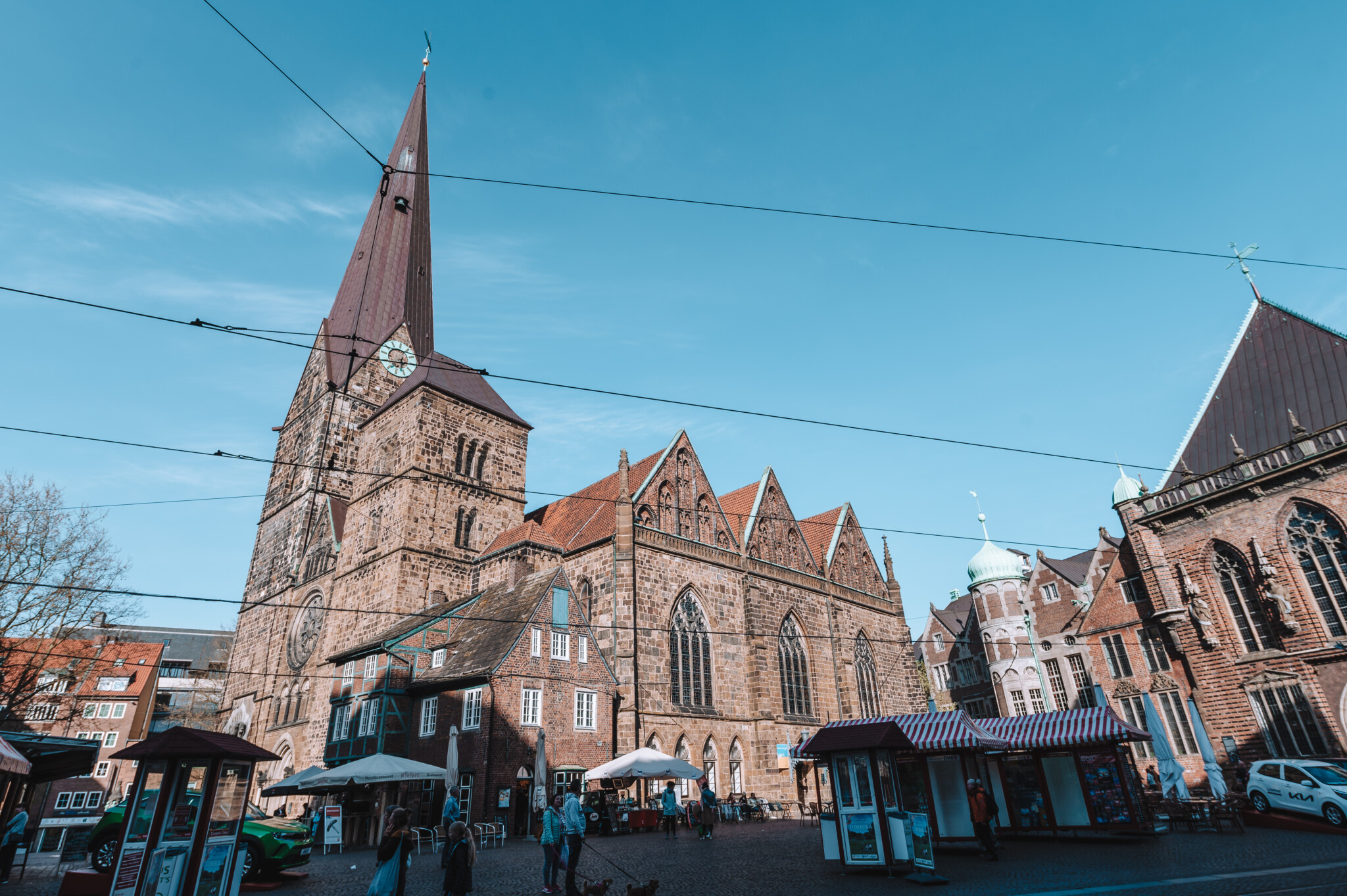 Die Liebfrauenkirche in der Altstadt von Bremen ist eine Attraktion