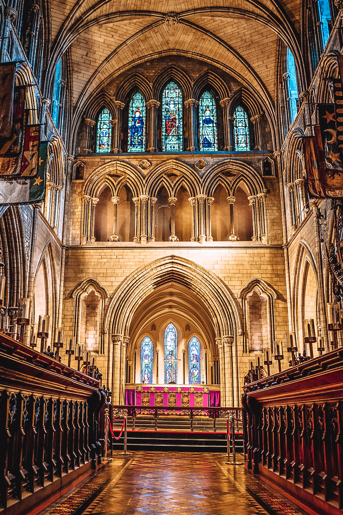 Die St. Patrick’s Cathedral in Dublin von innen