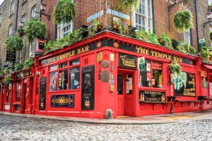 Die Temple Bar im gleichnamigen Ausgehviertel in Dublin