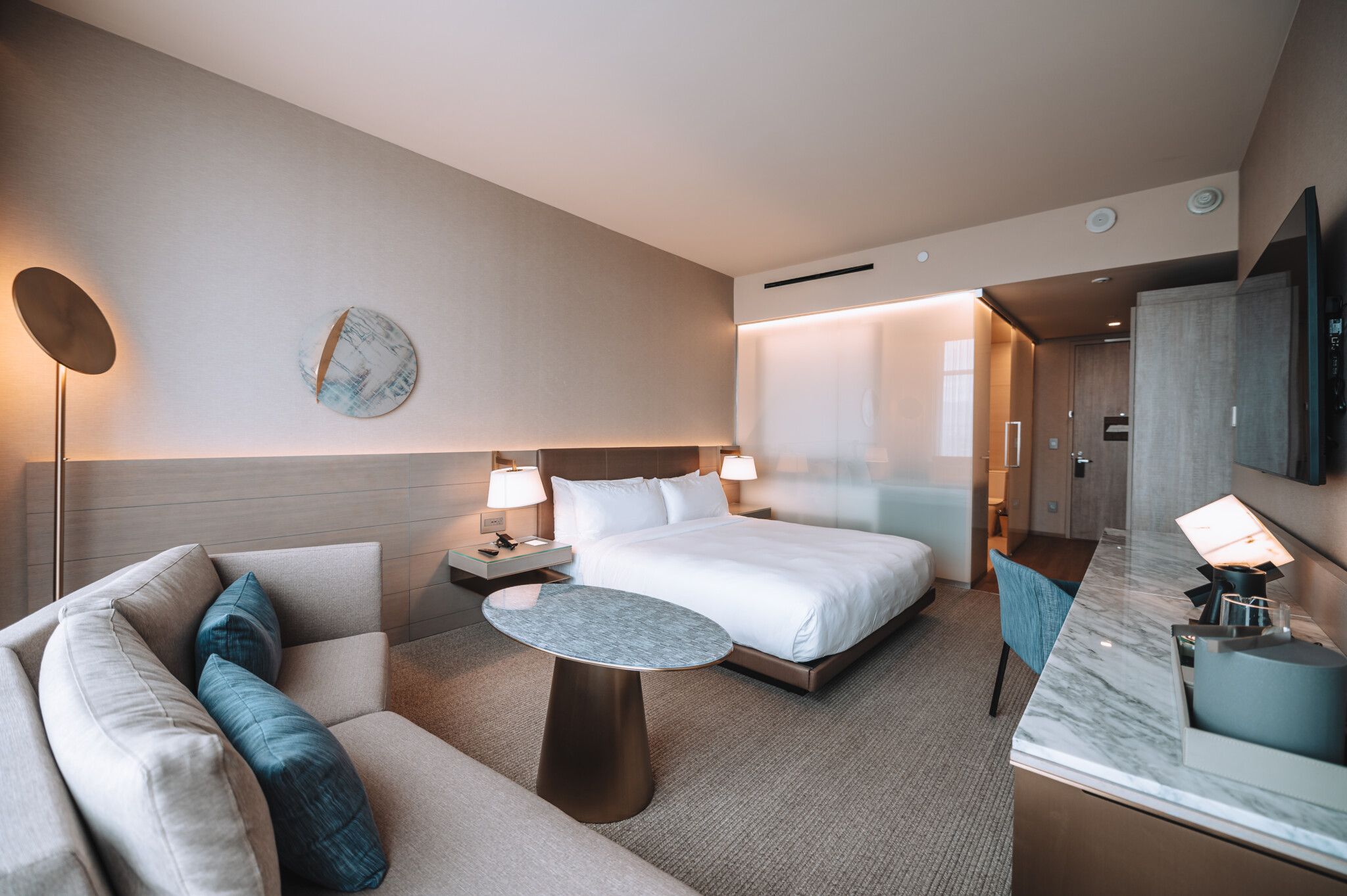 Großes Zimmer