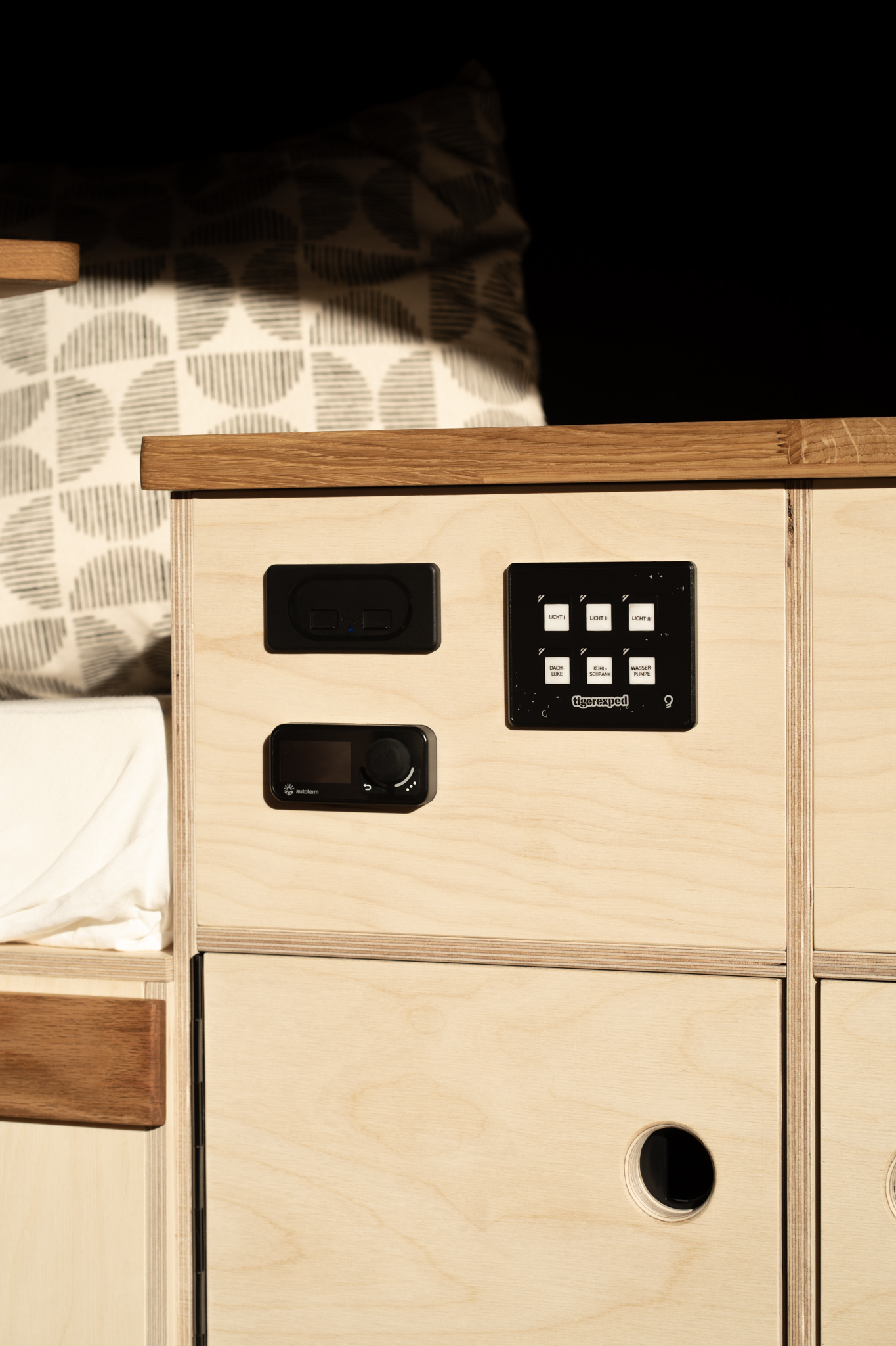 Bedienmodul Camper-Ausbau woodenvans.