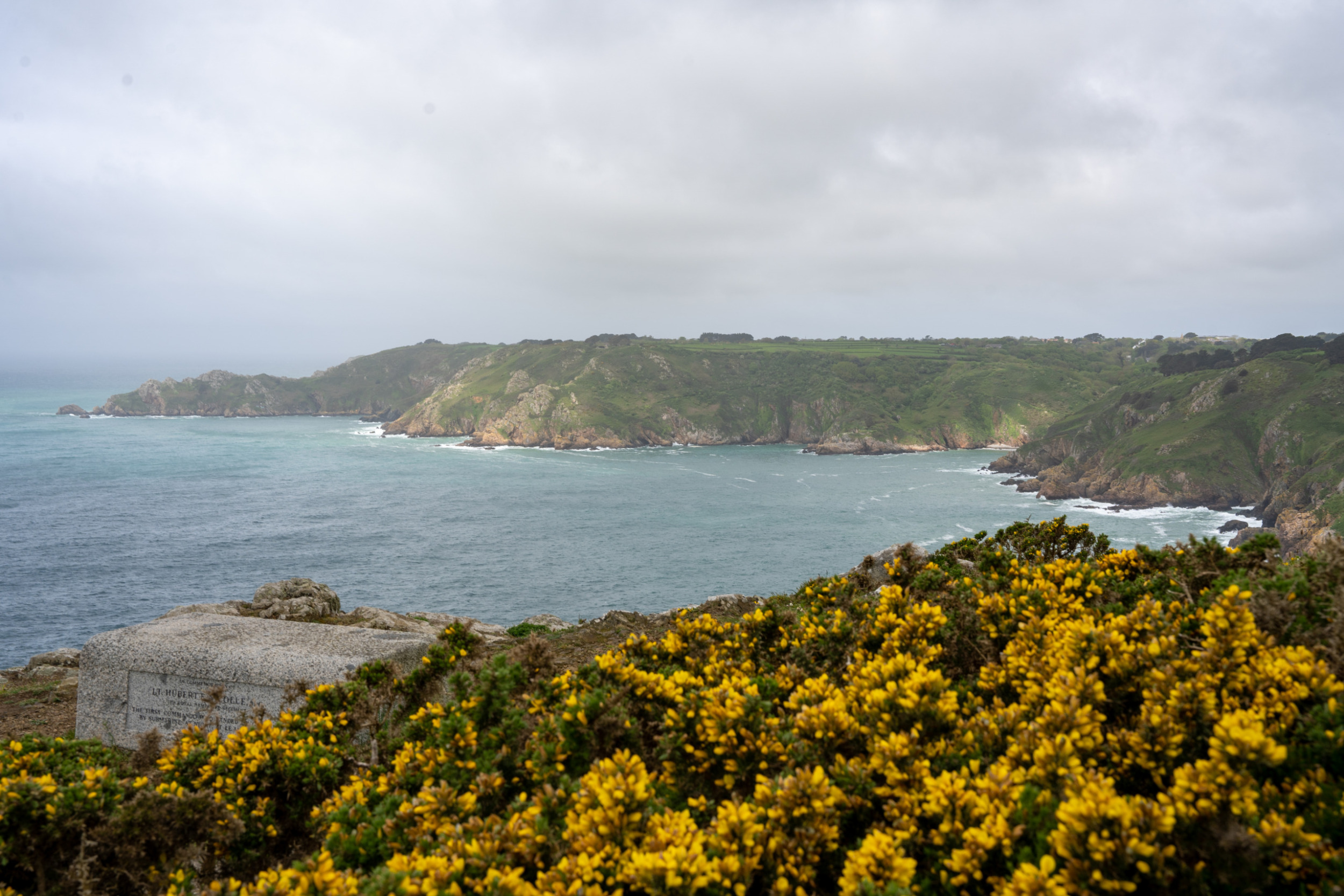 Die Landschaft von Guernsey variiert an jeder Ecke