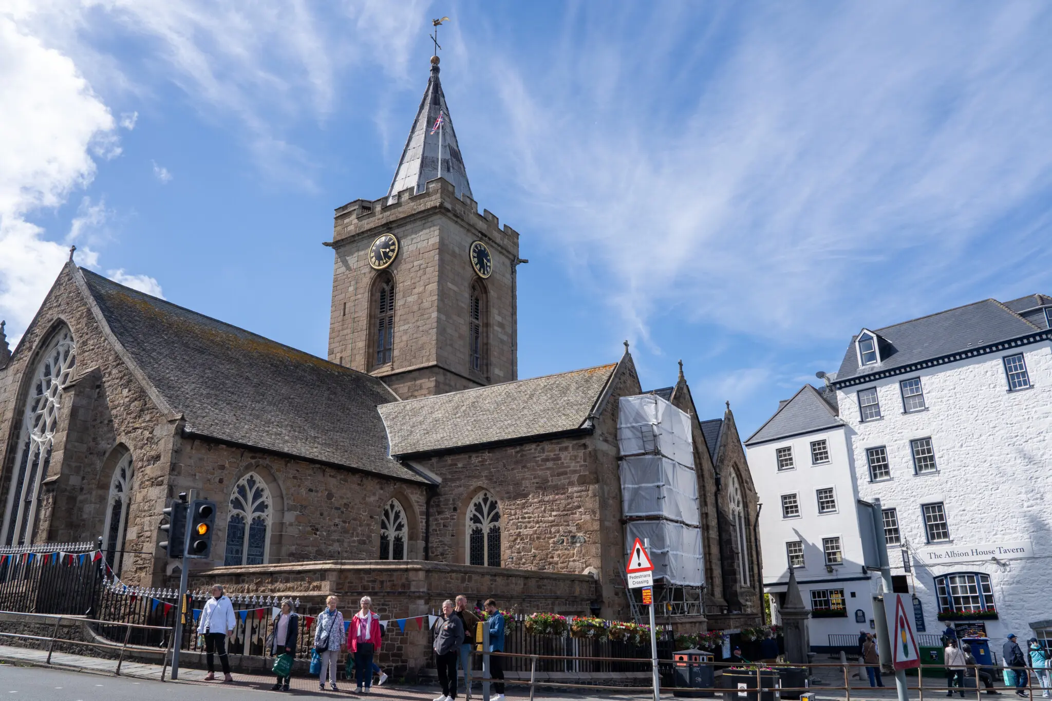 Die Town Church gehört zu den Highlights von St. Peter Port