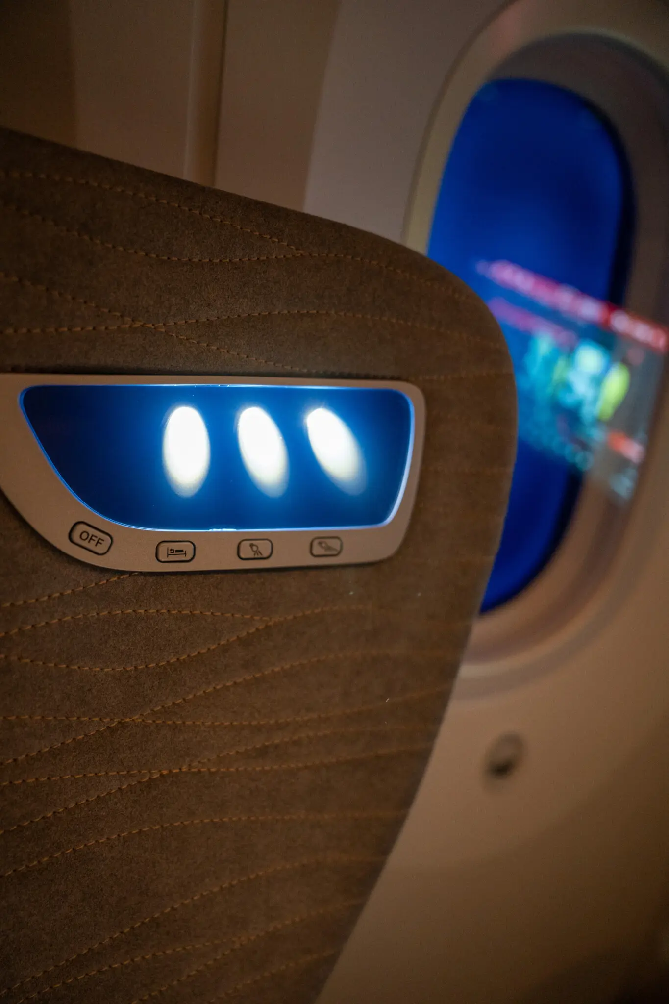 Buttons in der Turkish Airlines Business Class