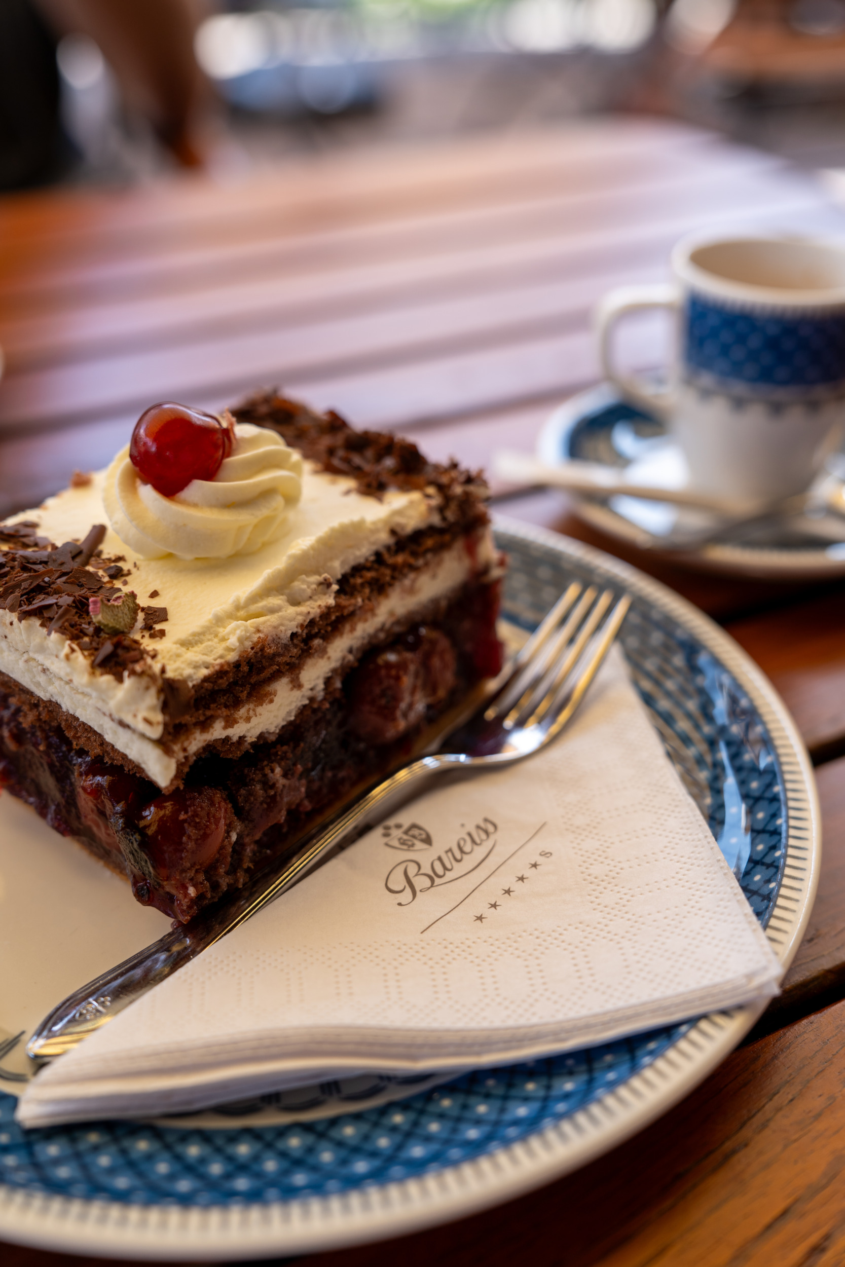 Schwarzwälder Kirschtorte im Hotel Bareiss
