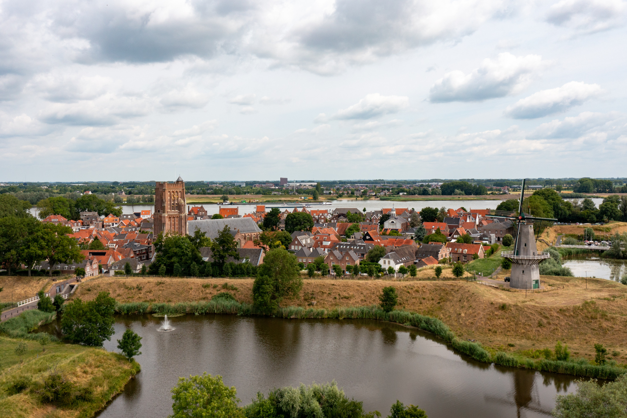 Auch die Festungsstadt Woudrichem lässt sich sehr gut erwandern