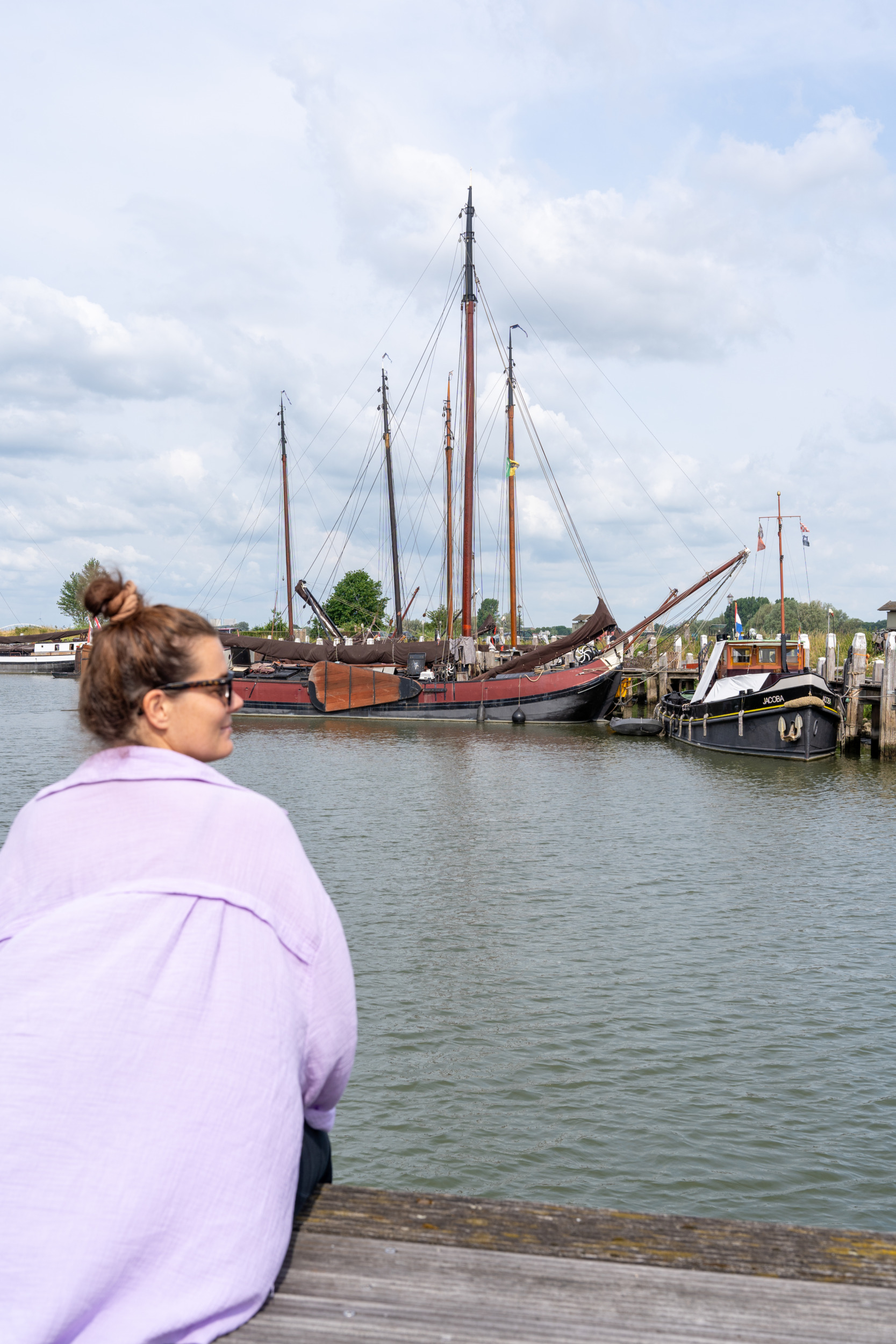 Der Hafen Woudrichem in den Niederlanden gehört zur holländischen Wasserlinie