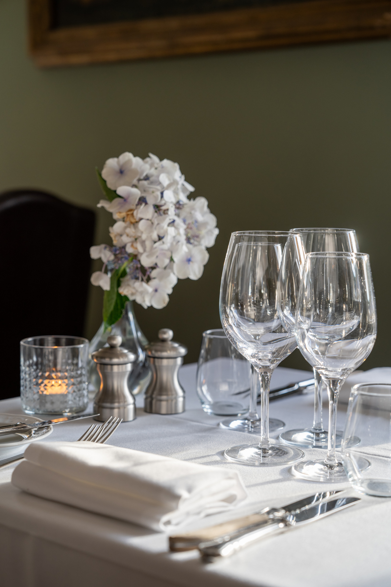 Abendessen im Restaurant des Broholm Slot auf Fünen