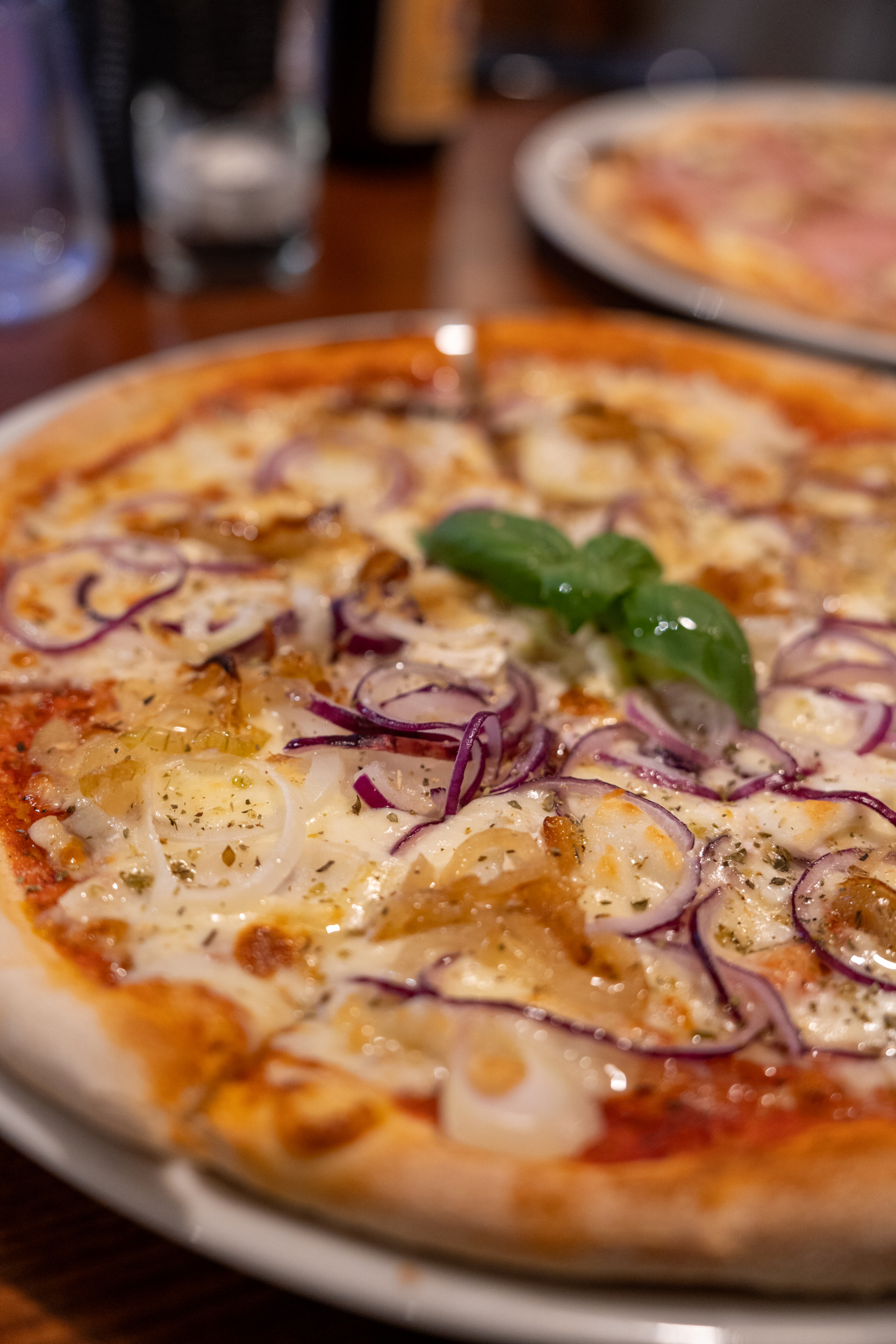 Echte italienische Pizza gibt's im Restaurant Dark Sky