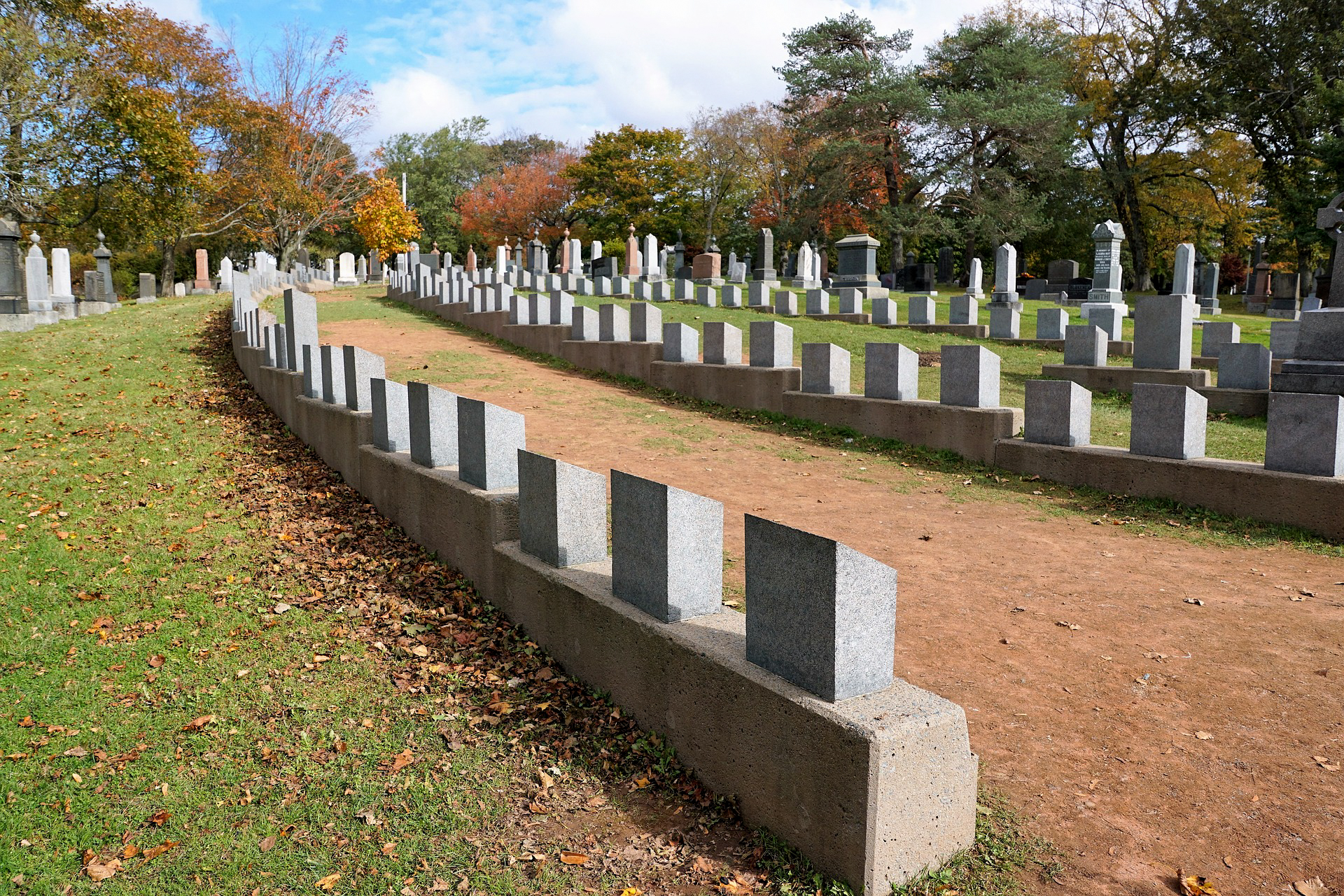 Auf dem Fairview Lawn Cemetery könnt ihr in Titanic-Erinnerungen schwelgen