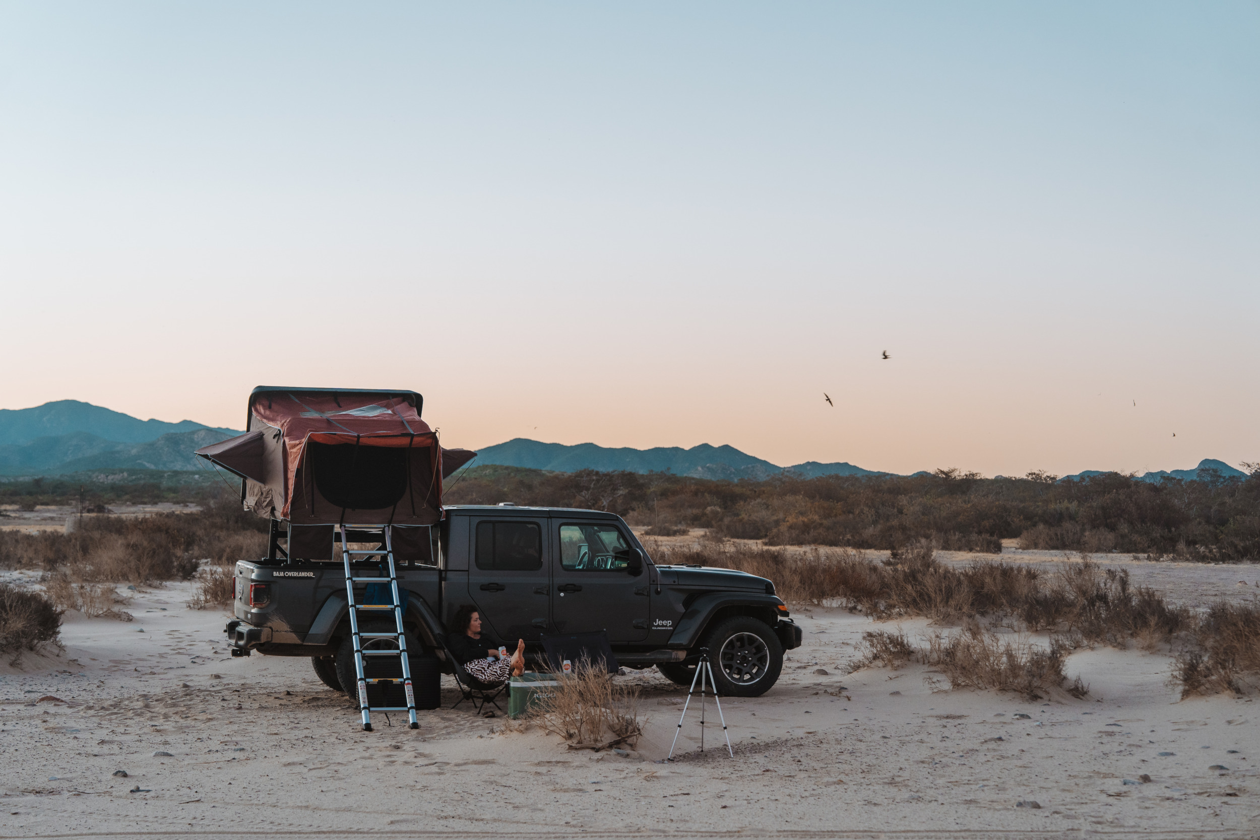 Unseren 4x4 Jeep mit Dachzelt haben wir bei Baja Overlander gemietet