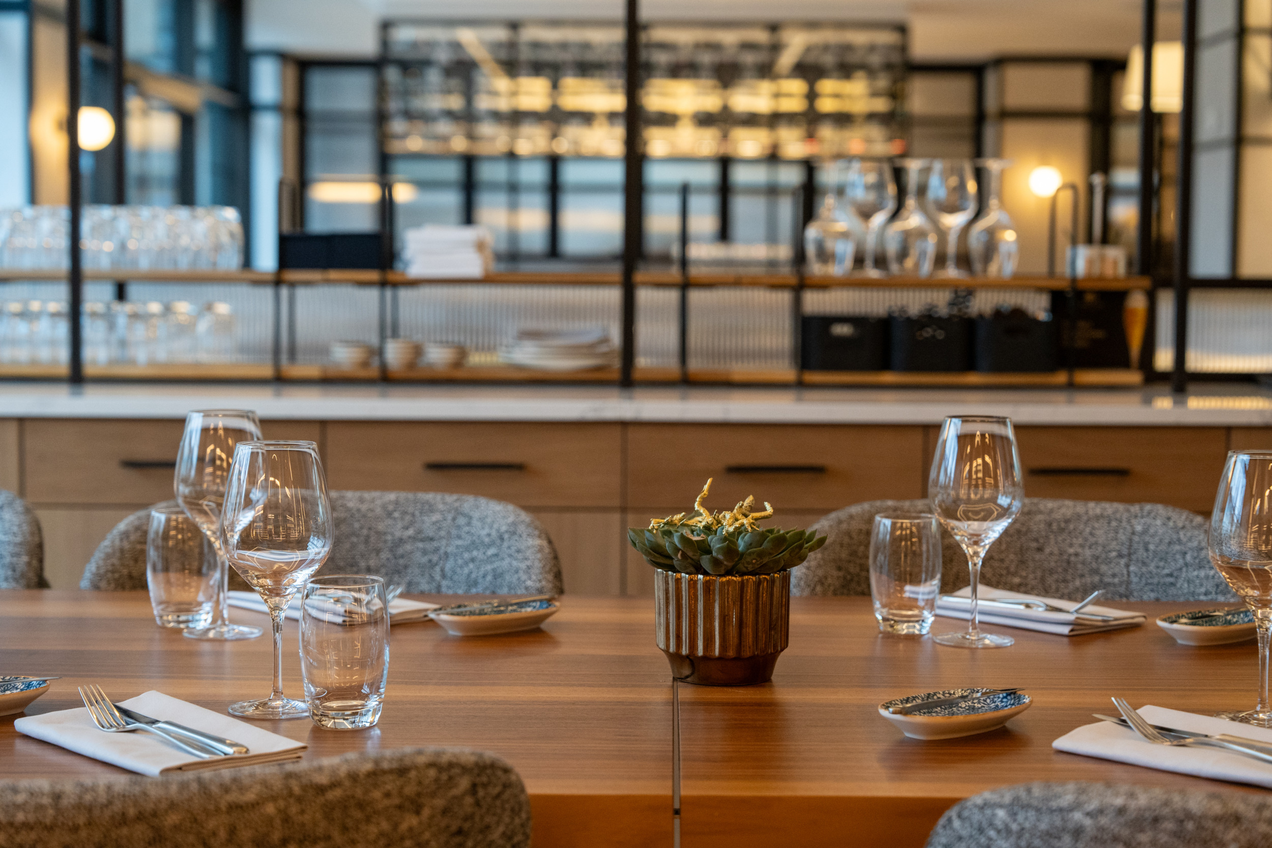 Die Einrichtung des Restaurants im DoubleTree by Hilton Berlin Ku'damm ist super gemütlich