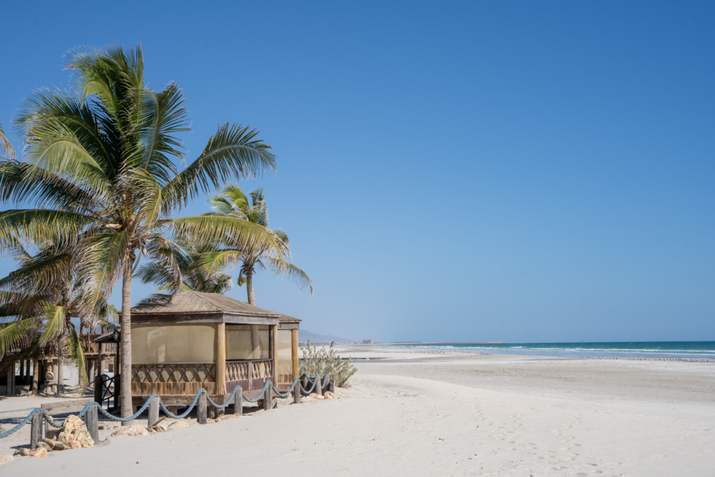Die Strände in Salalah wirken wie echte Karibikstrände