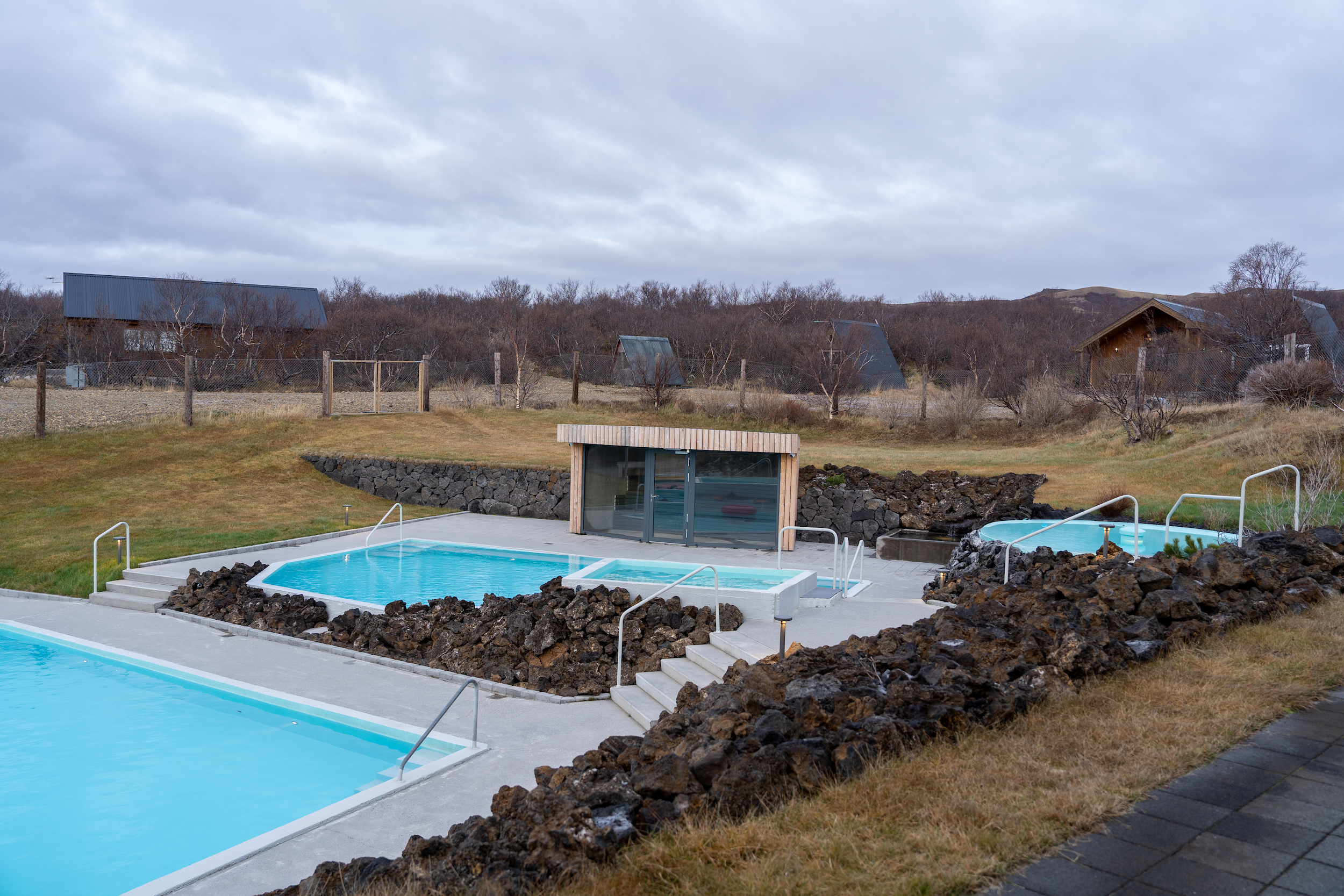 Das Hotel Húsafell hat ein eigenes Thermalbad