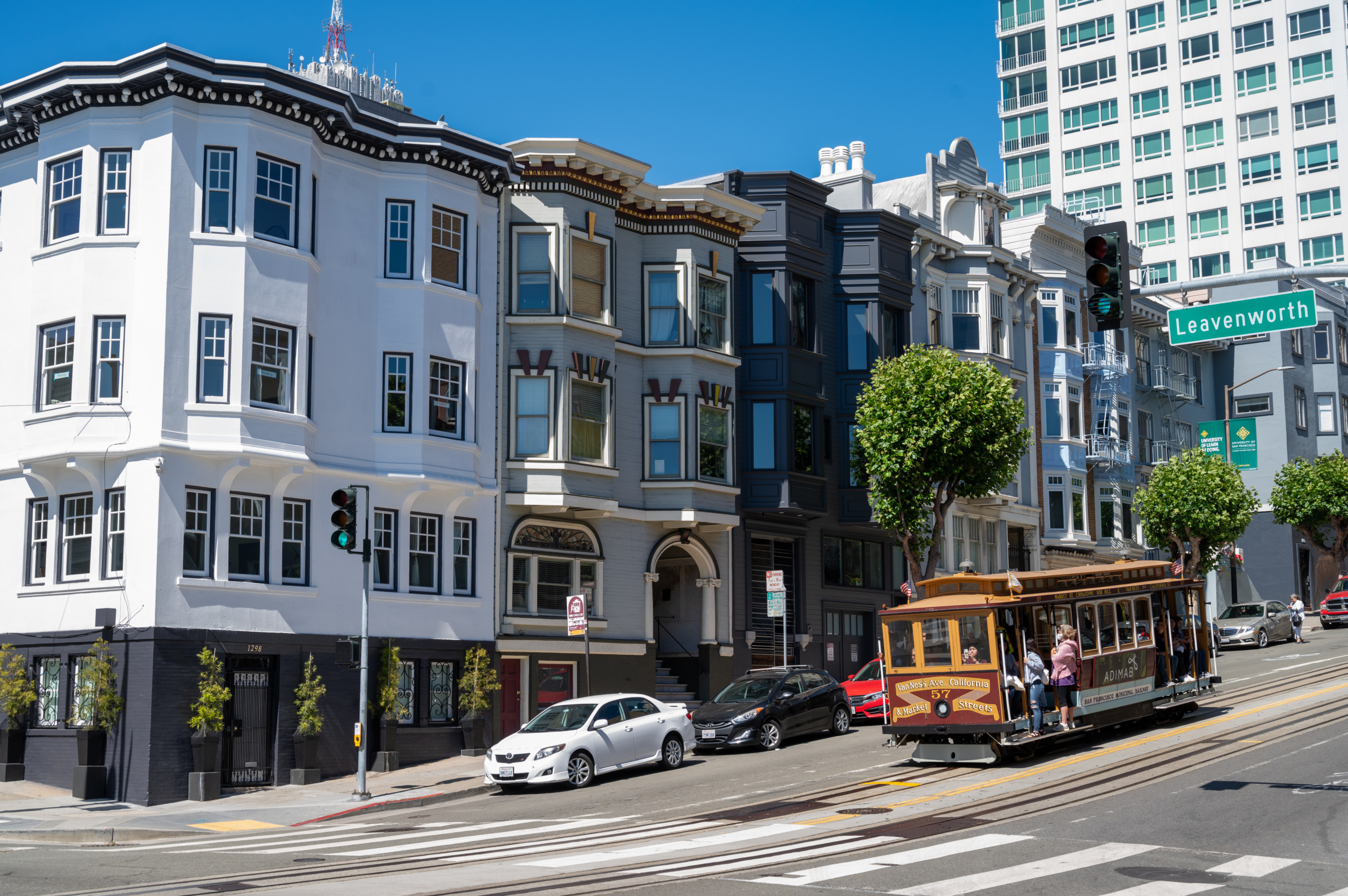 Die Cable Cars gehören zu den ikonischen Sehenswürdigkeiten von San Francisco