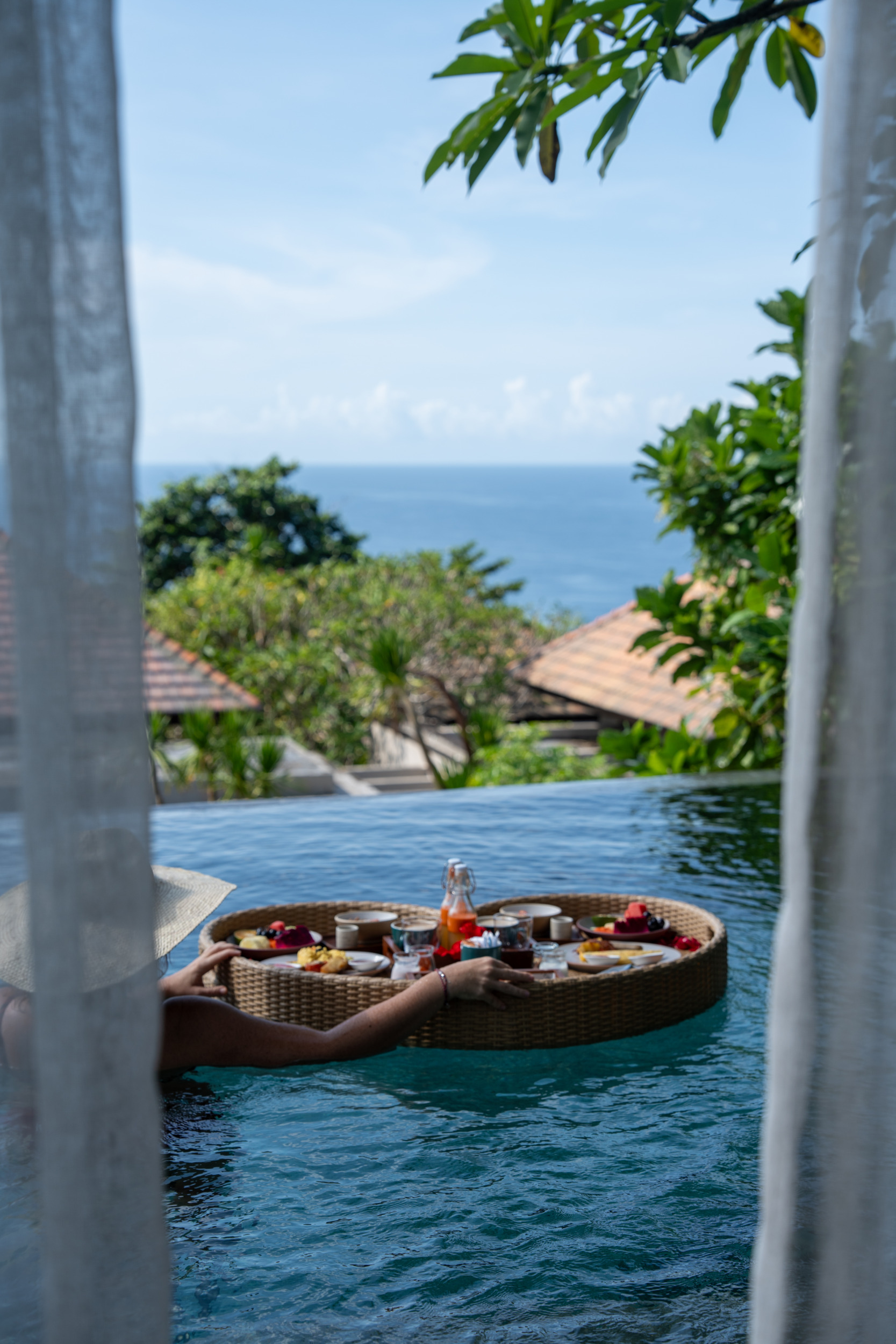 Floating Breakfast Umana Bali