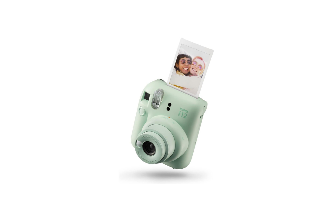Instax-Kamera – ein tolles Reise-Geschenk als Geschenk für Reisende