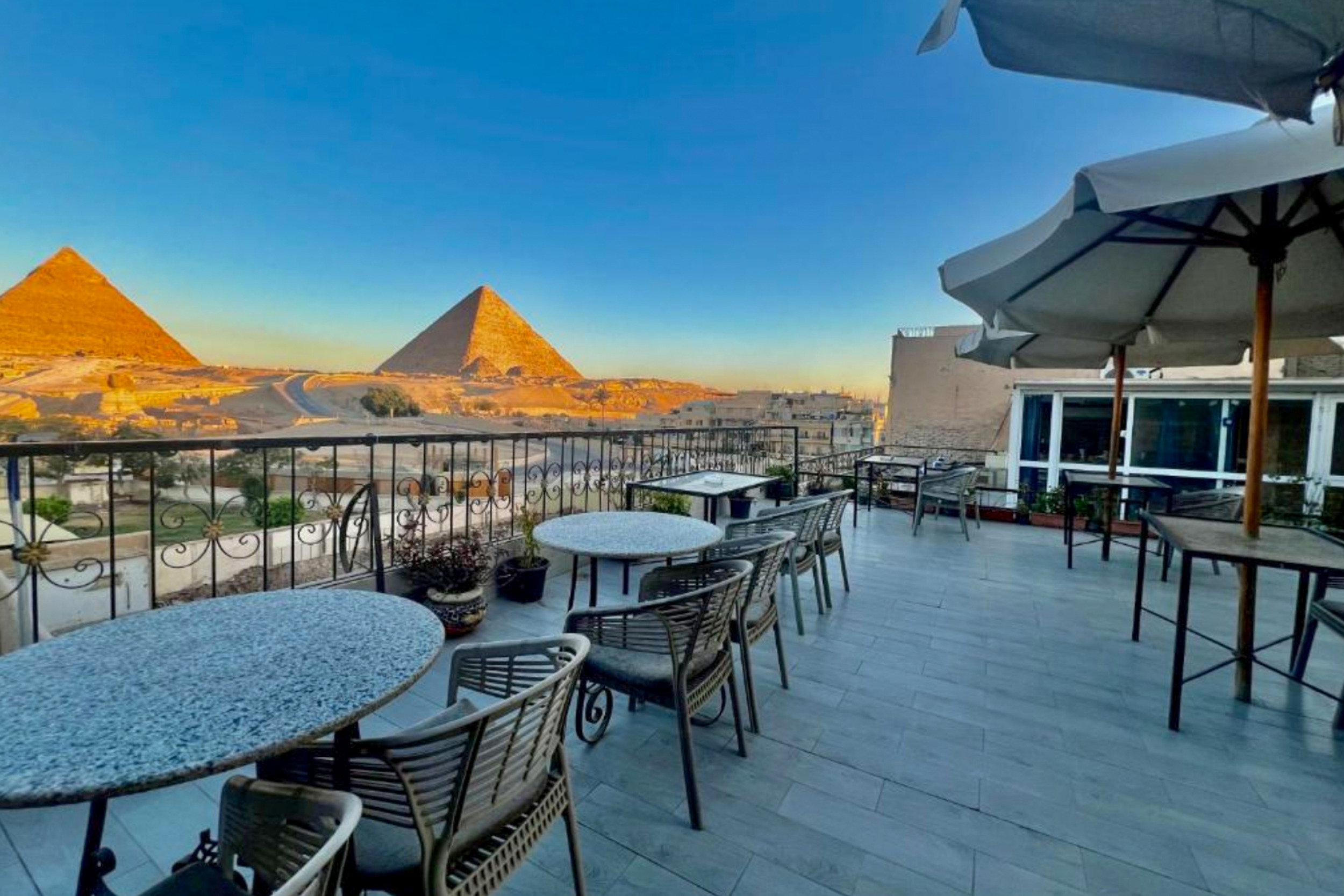 Das Pyramids View, ein Kairo Hotel mit Blick auf die Pyramiden